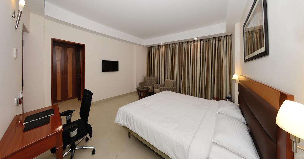 ป๊อปปี้ส อนุกุลา เรสซิเดนซี Hotel ฮอร์นีเบ็ชวา ห้อง รูปภาพ