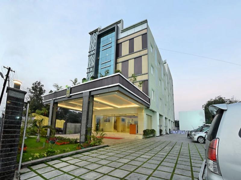 ป๊อปปี้ส อนุกุลา เรสซิเดนซี Hotel ฮอร์นีเบ็ชวา ภายนอก รูปภาพ